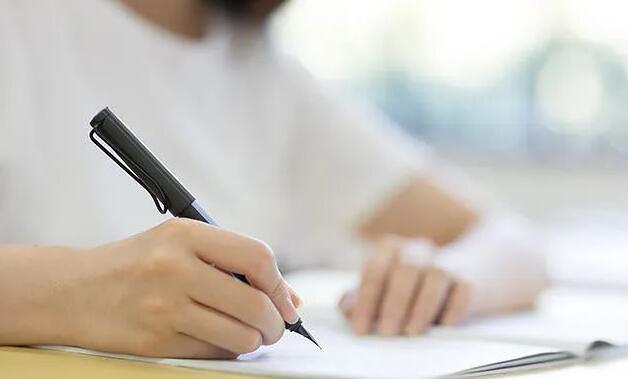 中考在即，选择中考？还是先参加国际高中秋招？附：各国际学校报名网址